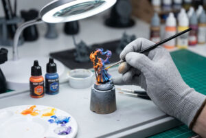 Técnicas para pintar efeitos de luz artificial em miniaturas (fogo, magia e iluminação)